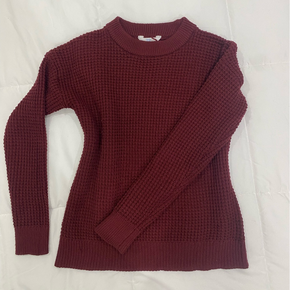 Red knitted sweater